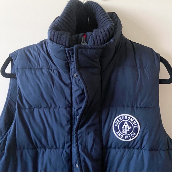 NWOT Abercrombie & Fitch puffer vest - Picture 4 of 4